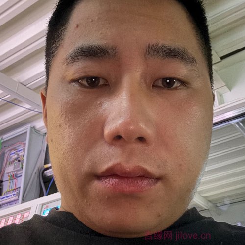 摩域娱乐官方响应式多终端网页版面配置管理图片
