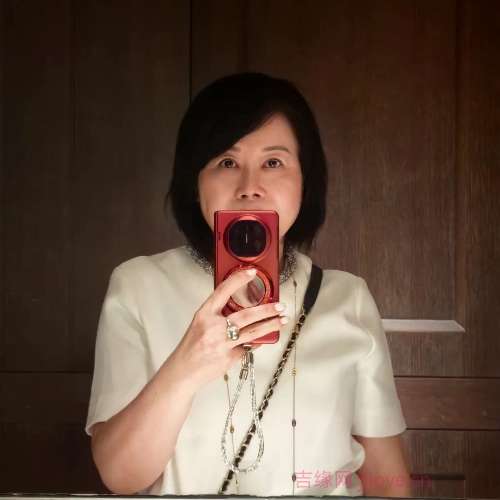 摩域娱乐通用行业大宗贸易综合服务网页标准配置图片