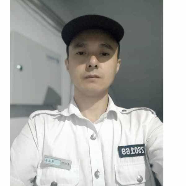 摩域娱乐官方响应式多终端网页版面配置管理图片